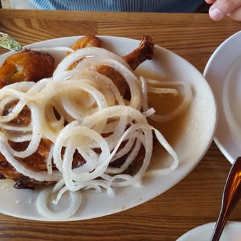 Versailles - Garlic chicken - Cuban Near Me - Encino, California