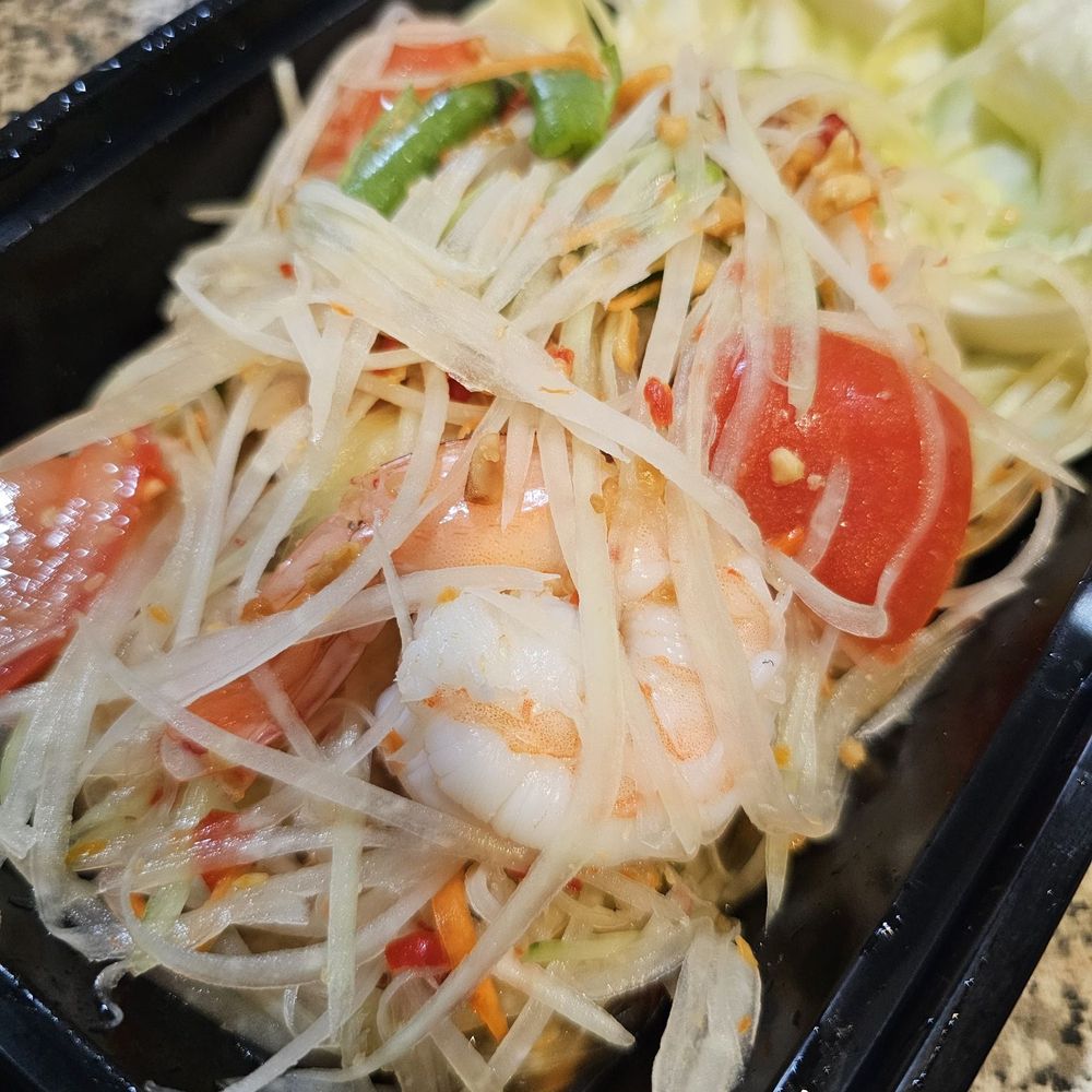 Maya Thai - Papaya Salad with Shrimp - Thai Near Me - Las Vegas, Nevada Maya Thai - Papaya Salad with Shrimp - Thai Near Me - Las Vegas, Nevada