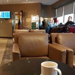 Maple Leaf Lounge