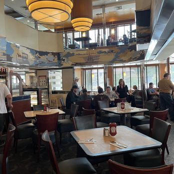 Landmark Diner - The joint - Diners Near Me - Roslyn, New York Landmark Diner - The joint - Diners Near Me - Roslyn, New York