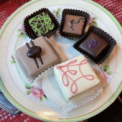 Lovejoy's Tea Room by null