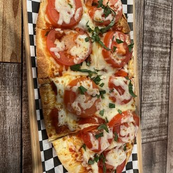 OC Wine Mart & Deli - Margherita pizza - Wine Bars Near Me - Orange, California