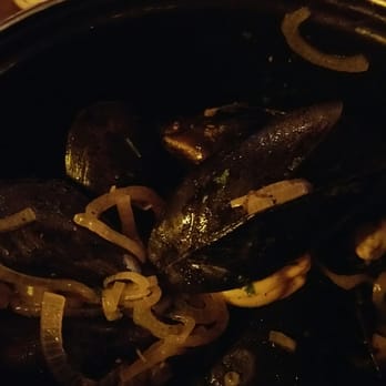Mominette - Mussels in shallots were exquisite, comes with French fries, absolutely delicious - French Near Me - Brooklyn, New York Mominette - Mussels in shallots were exquisite, comes with French fries, absolutely delicious - French Near Me - Brooklyn, New York