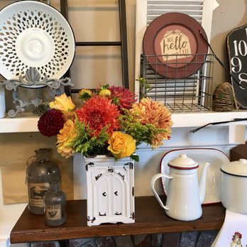 Middletown Florist & Gift - Florists Near Me - Middletown, California Middletown Florist & Gift - Florists Near Me - Middletown, California