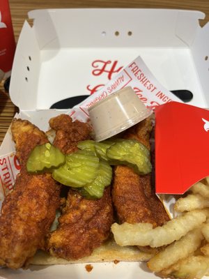 Original Clyde's Hot Chicken by null