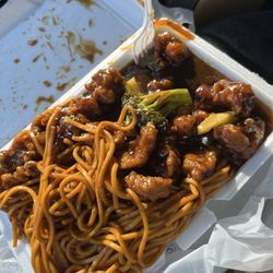 Hunan Express - Sesame Chicken