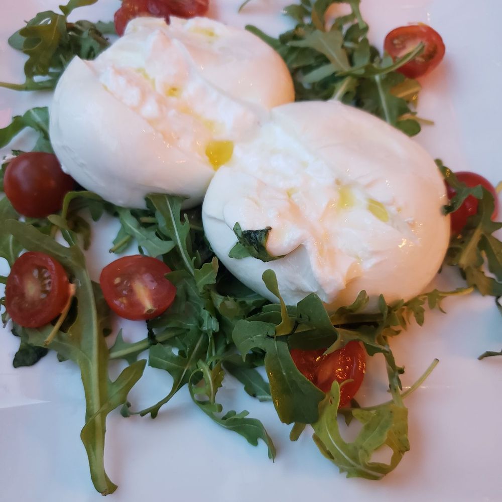L'Elica - The Fantastic! Burrata! - Pizza Near Me - Paris, 75 L'Elica - The Fantastic! Burrata! - Pizza Near Me - Paris, 75