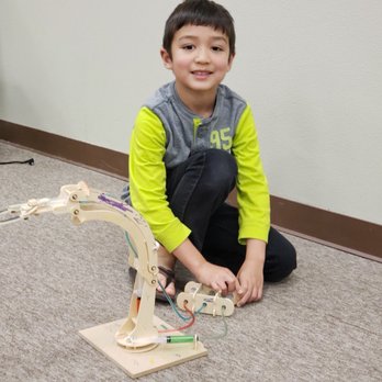 SMART Core Labs - Robotic arms - Day Camps Near Me - Pearland, Texas SMART Core Labs - Robotic arms - Day Camps Near Me - Pearland, Texas