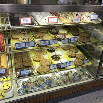 Eileen's Centerview Bakery - Bakeries Near Me - West Seneca, New York