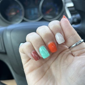 Deluxe Nails & Spa - Nail Salons Near Me - Cypress, Texas