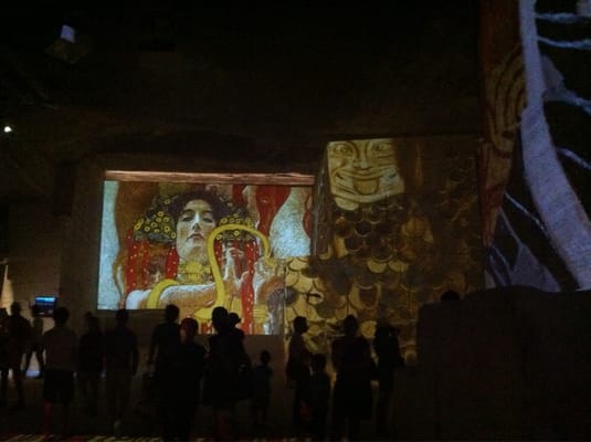 Carrières des Lumières by null