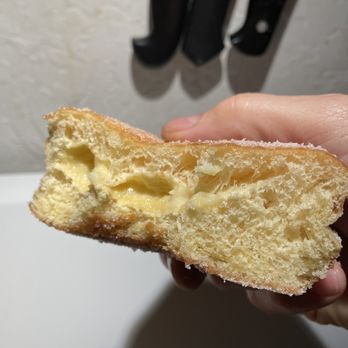 Bob's Donuts - Very little to no custard filling - Donuts Near Me - San Francisco, California