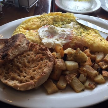 Le Peep - Smoked salmon omelette - Breakfast & Brunch Near Me - Edison, New Jersey