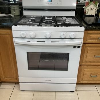 One Hour Plumbing Service - Mickey installed our new oven in 30 minutes - Plumbing Near Me