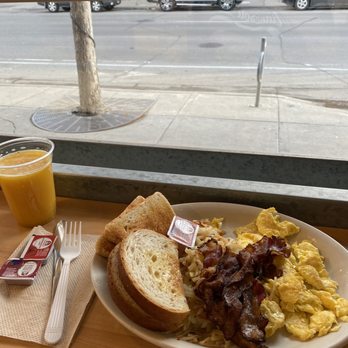 Tony's Diner - Bar seat - Diners Near Me - Minneapolis, Minnesota