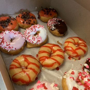 Donna's Delicious Dozen - Donuts Near Me - Columbus, Ohio Donna's Delicious Dozen - Donuts Near Me - Columbus, Ohio