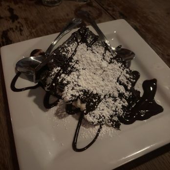 Fiddler's Green Irish Pub & Eatery - Chocolate Cake - Pubs Near Me - Winter Park, Florida Fiddler's Green Irish Pub & Eatery - Chocolate Cake - Pubs Near Me - Winter Park, Florida