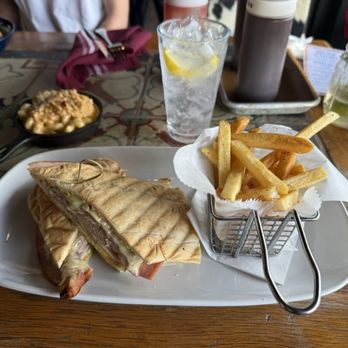 Brick's Smoked Meats - The Cubano sandwich, and side of Mac and cheese - New American Near Me - Sarasota, Florida Brick's Smoked Meats - The Cubano sandwich, and side of Mac and cheese - New American Near Me - Sarasota, Florida