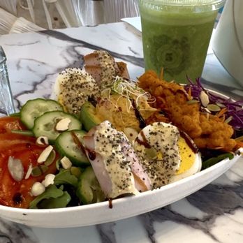 5ive Senses - Turkey Avocado Salad - Juice Bars & Smoothies Near Me - Honolulu, Hawaii
