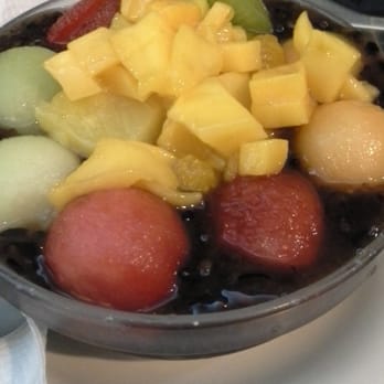 Dessert Republic - Mixed Fruit with Black Sticky Rice (?) - Chinese Near Me - San Mateo, California