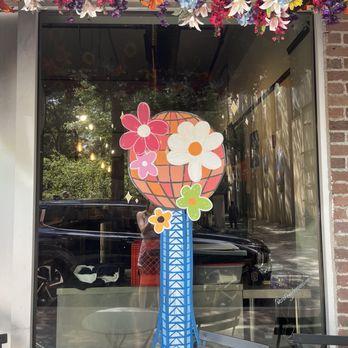 Coffee and Chocolate - Downtown - Chocolatiers & Shops Near Me - Knoxville, Tennessee Coffee and Chocolate - Downtown - Chocolatiers & Shops Near Me - Knoxville, Tennessee