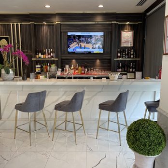 M Vince Nail Spa - Nail Salons Near Me - Omaha, Nebraska M Vince Nail Spa - Nail Salons Near Me - Omaha, Nebraska