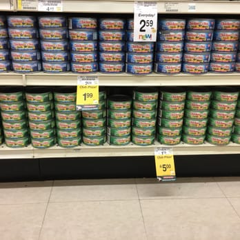 Vons - This tuna is on recall the store had it on sale! I told the clerk ' this needs to be pulled he said " we haven't gotten the memo yet" - Grocery Near Me - Torrance, California Vons - This tuna is on recall the store had it on sale! I told the clerk ' this needs to be pulled he said " we haven't gotten the memo yet" - Grocery Near Me - Torrance, California