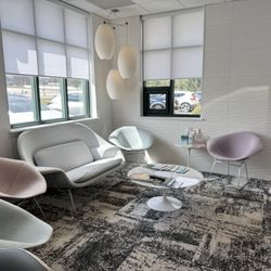 Summit Dentistry - Waiting area