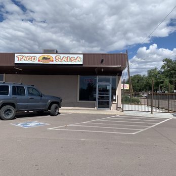 Taco Salsa - a truck parked in front of a restaurant - Tacos Near Me - Fountain, Colorado Taco Salsa - a truck parked in front of a restaurant - Tacos Near Me - Fountain, Colorado