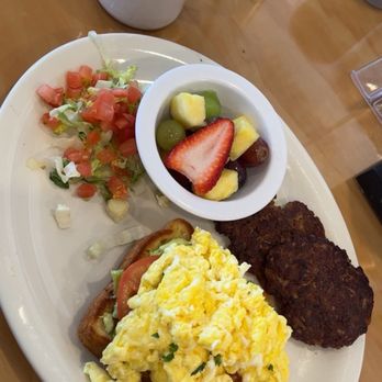 Wildberries - Avocado toast and sausage patties - Breakfast & Brunch Near Me - Mesa, Arizona