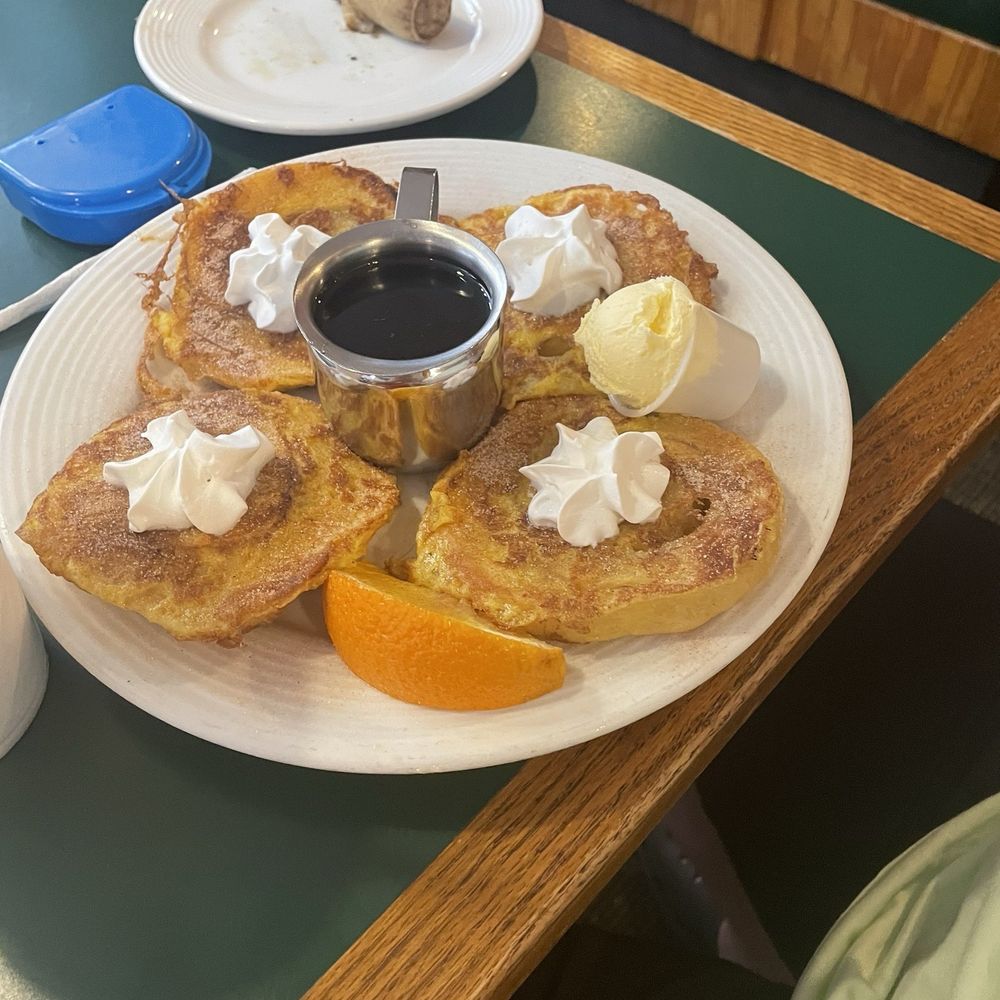 The Frog Pond - Cinnamon roll french toast - Breakfast & Brunch Near Me - St Pete Beach, Florida The Frog Pond - Cinnamon roll french toast - Breakfast & Brunch Near Me - St Pete Beach, Florida