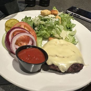 Hobbs Tavern & Brewing - Hamburger minus the bun - Breweries Near Me - West Ossipee, New Hampshire Hobbs Tavern & Brewing - Hamburger minus the bun - Breweries Near Me - West Ossipee, New Hampshire