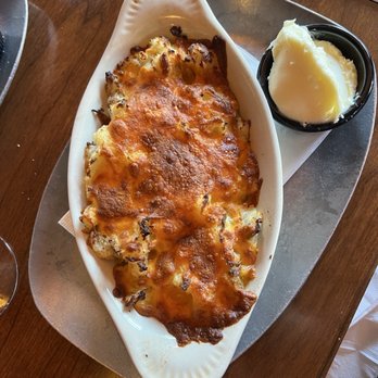 Cornish Pasty - Best mashed potatoes EVER!! - Wine Bars Near Me - Glendale, Arizona