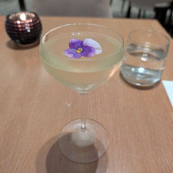 Knife Pleat - Non alcoholic gin fizz - French Near Me - Costa Mesa, California Knife Pleat - Non alcoholic gin fizz - French Near Me - Costa Mesa, California