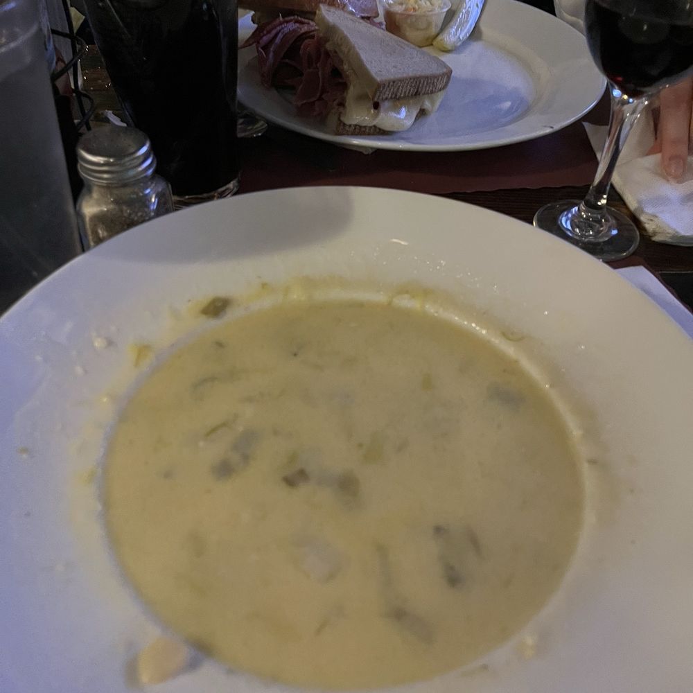 Hailey's Harp and Pub - Potato Leek Bowl - Irish Near Me - Metuchen, New Jersey