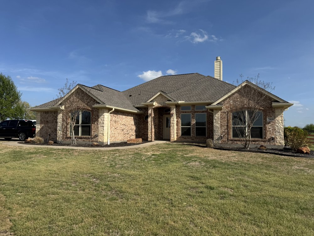 Slide of Bravo Roofing & Gutters