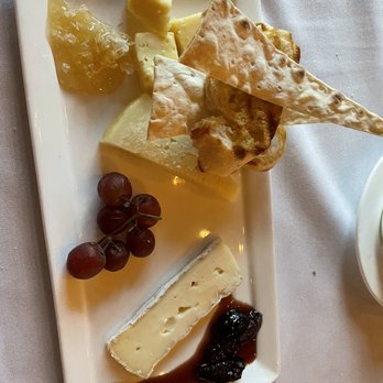 Beano's Cabin - Dessert cheese plate - New American Near Me - Avon, Colorado Beano's Cabin - Dessert cheese plate - New American Near Me - Avon, Colorado