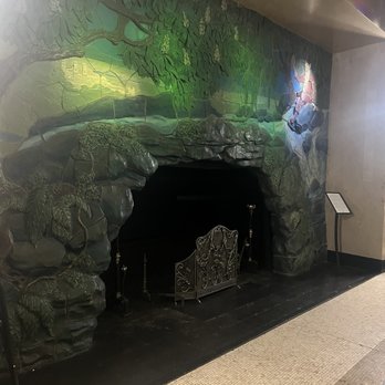 Ballard's in the Atrium - Fireplace - I don't think they light it any longer - Bars Near Me - French Lick, Indiana