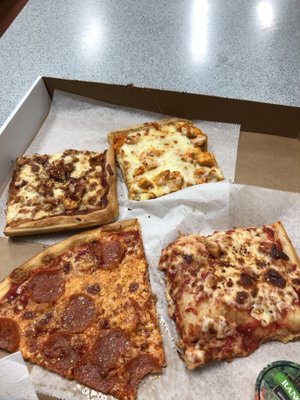 Pino's Pizza by null