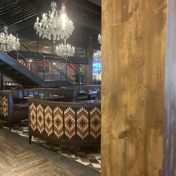 Haywire - Seating - New American Near Me - San Antonio, Texas