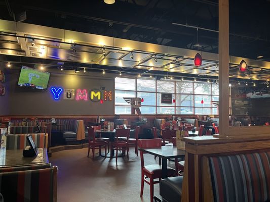 Red Robin Gourmet Burgers and Brews by null