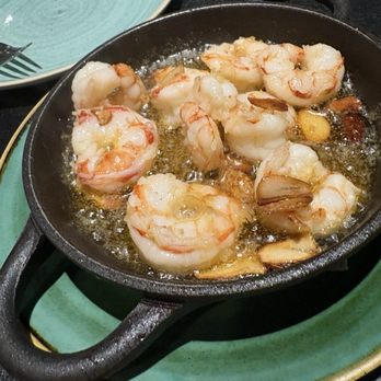 My Way Lounge Restaurante - Prawns with garlic and spicy chilli - Spanish Near Me - Barcelona, B My Way Lounge Restaurante - Prawns with garlic and spicy chilli - Spanish Near Me - Barcelona, B