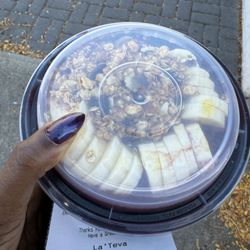 Pulp Juice and Smoothie Bar - Blended Acai Bowl