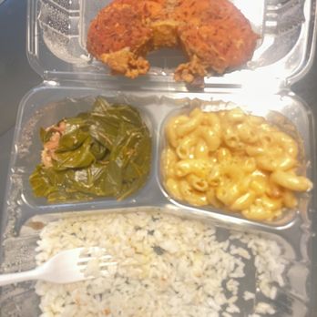 Chicago Food on the Run - Turkey Chops with White Rice - Comfort Food Near Me - Chicago, Illinois Chicago Food on the Run - Turkey Chops with White Rice - Comfort Food Near Me - Chicago, Illinois