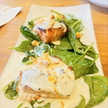 Bulla Gastrobar - Salmon - Gastropubs Near Me - Winter Park, Florida