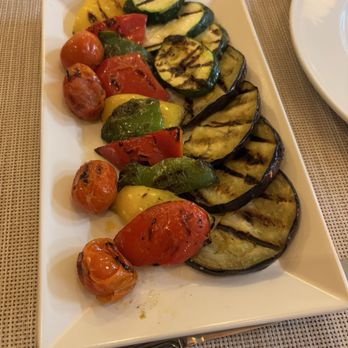 The Apricot Restaurant - Grilled Mixed Vegetables - Restaurants Near Me - Praha 1, Puerto Rico The Apricot Restaurant - Grilled Mixed Vegetables - Restaurants Near Me - Praha 1, Puerto Rico