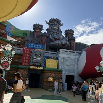 Super Nintendo World - Amusement Parks Near Me - Universal City, California