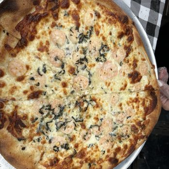 Apizza Grande Deep River - Shrimp Florentine Apizza - Pizza Near Me - Deep River, Connecticut