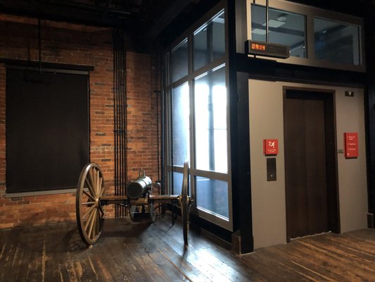 Tredegar Iron Works by null