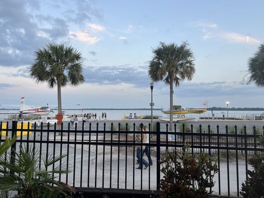 Puddle Jumpers Lakeside Grill & Bar by null